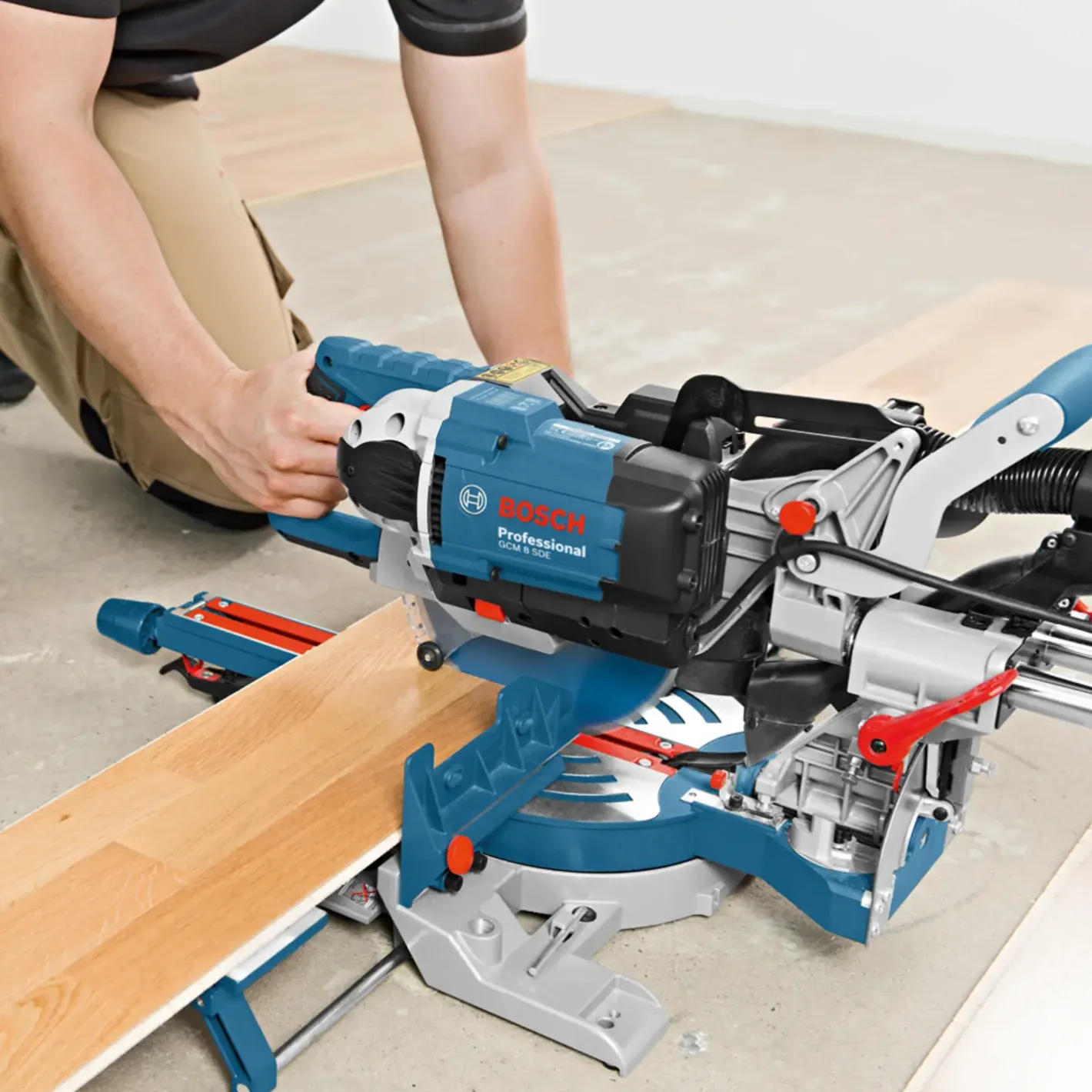 Bosch Professional Bosch GCM 8 SDE professional kap-geringssav med udtræk 1600 W* Kap-/Geringssave
