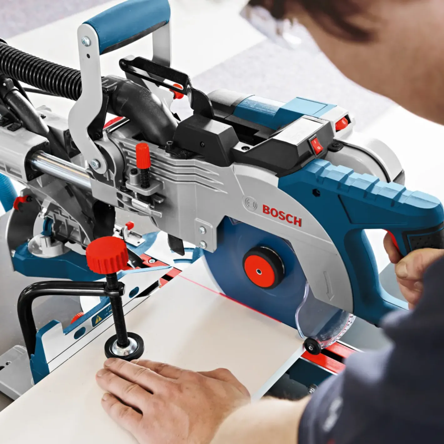 Bosch Professional Bosch GCM 8 SDE professional kap-geringssav med udtræk 1600 W* Kap-/Geringssave