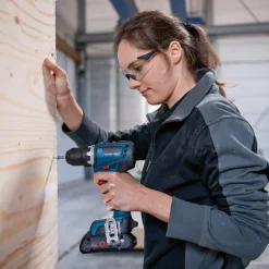 Bosch Professional Bosch GSR 18V-90 C bore-/skruemaskine 3x4.0 Ah Procore batteri/lader i L-BOXX* Bore- Og Skruemaskiner