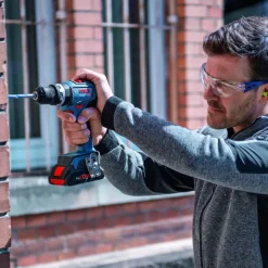 Bosch Professional Bosch GSR 18V-90 C bore-/skruemaskine 3x4.0 Ah Procore batteri/lader i L-BOXX* Bore- Og Skruemaskiner