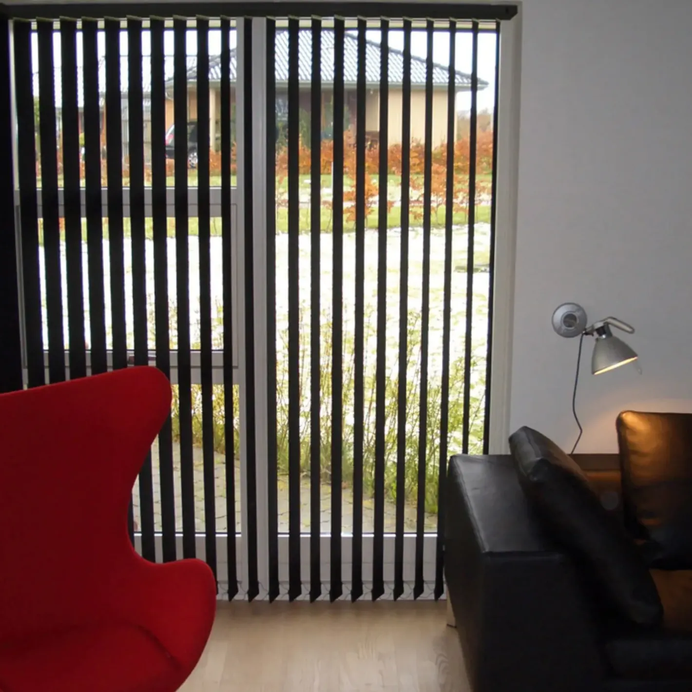 Debel lamelgardin komplet Line, sort 100x250 cm.* Gardiner|Tilbehør Til Kontor Og Værksted