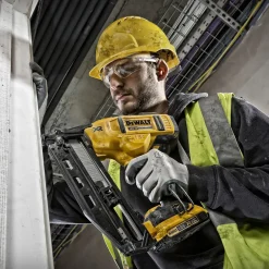 DeWALT DCN660N-XJ dykkerpistol 18V XR 16Ga solo* Sømpistoler