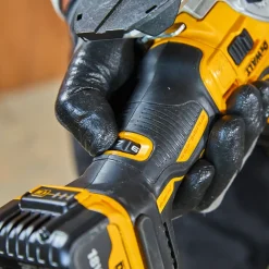 DeWALT DCS335N18V XR stiksav solo* Stiksave
