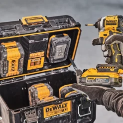 DeWALT Toughsystem 2.0 opladerboks* Batterier Og Opladere