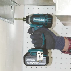 Makita DTD152Z slagskruetrækker 18V solo* Bore- Og Skruemaskiner