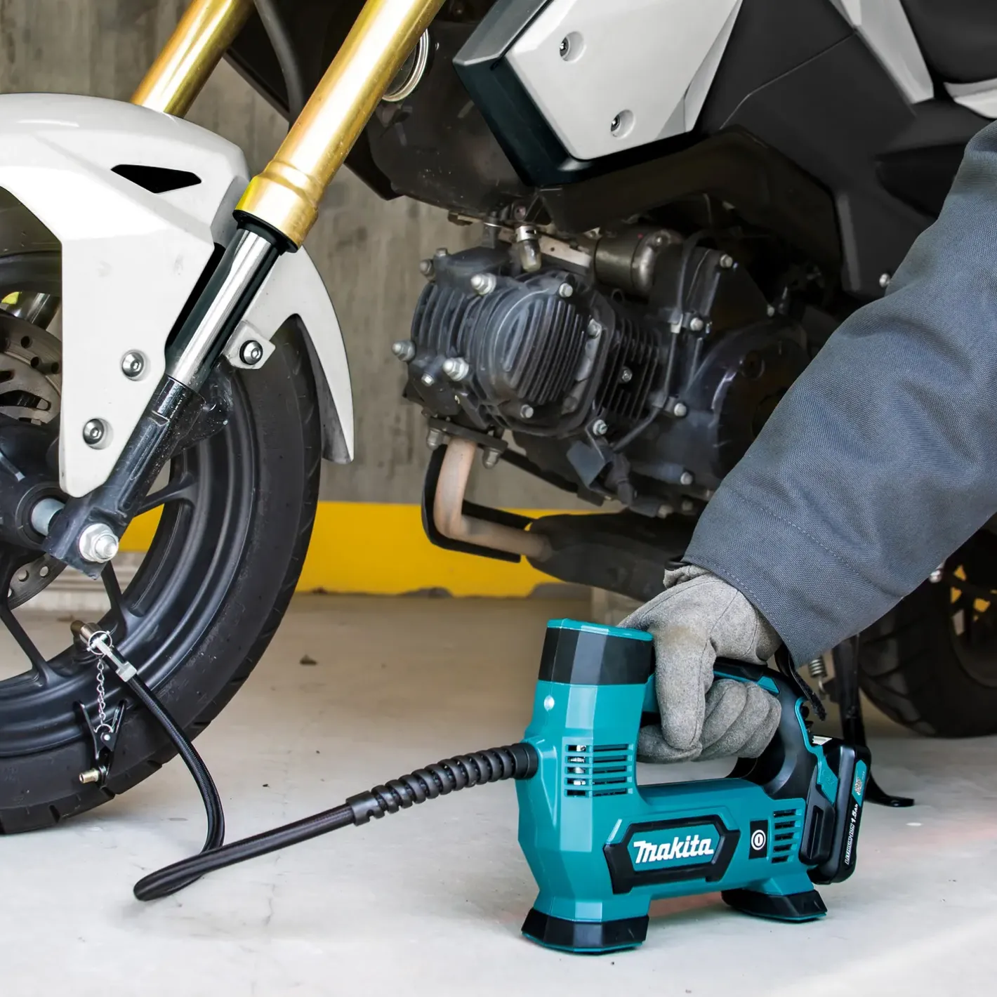 Makita MP100DZ luftpumpe 10,8-12V - 8 bar solo* Kompressorer
