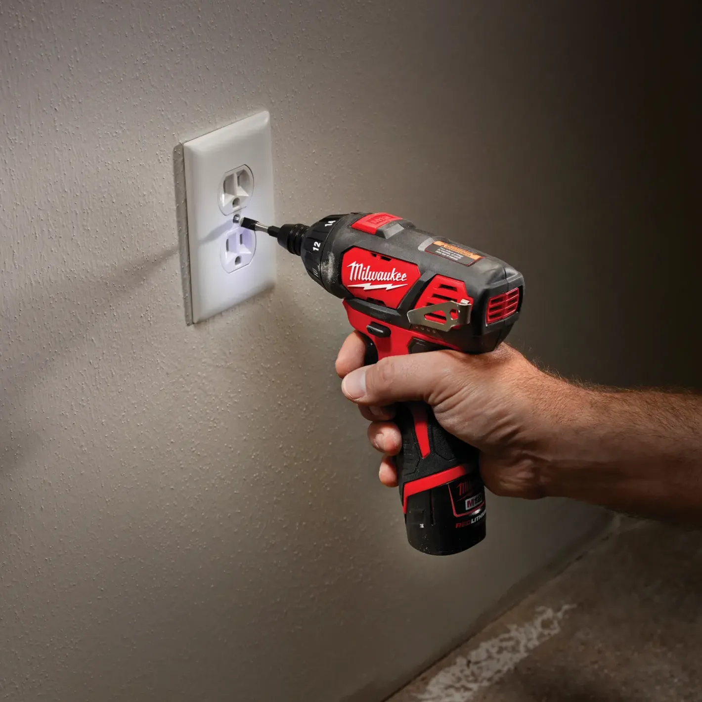 Milwaukee M12 BSD-0 skruemaskine solo* Bore- Og Skruemaskiner