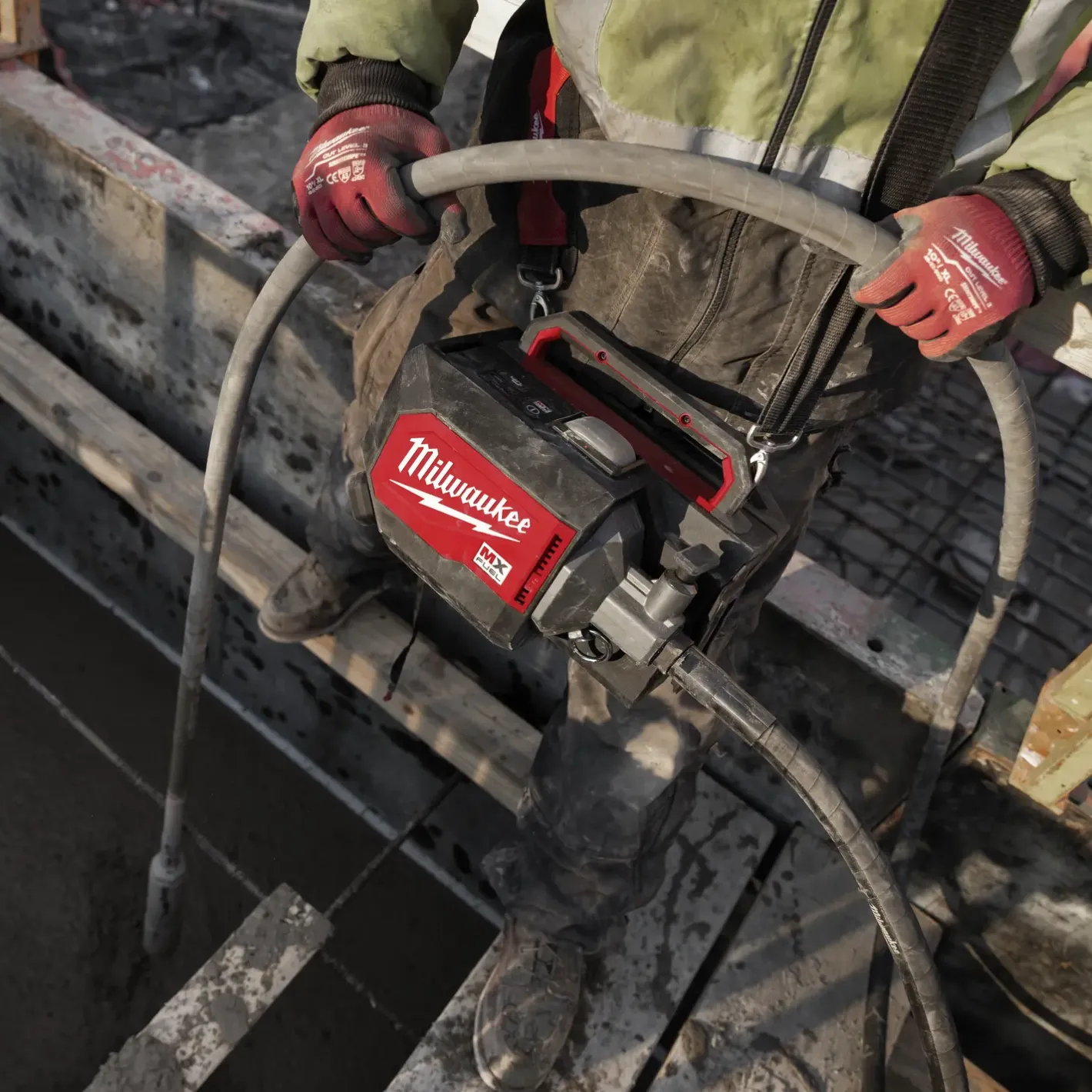 Milwaukee MX Fuel CVBC-602 håndholdt betonvibrator* Betonslibere