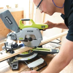Ryobi EMS216L kap-/geringssav 1500W* Kap-/Geringssave