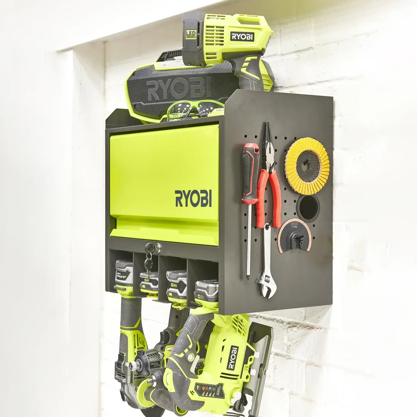 Ryobi RHWS-01 værktøjsskab til væg med låge* Arbejdsborde Og Reoler