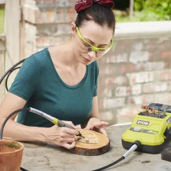 Ryobi R18RT-0 roterende multiværktøj 18V ONE+ solo m. 33 tilbehørsdele* Båndslibere